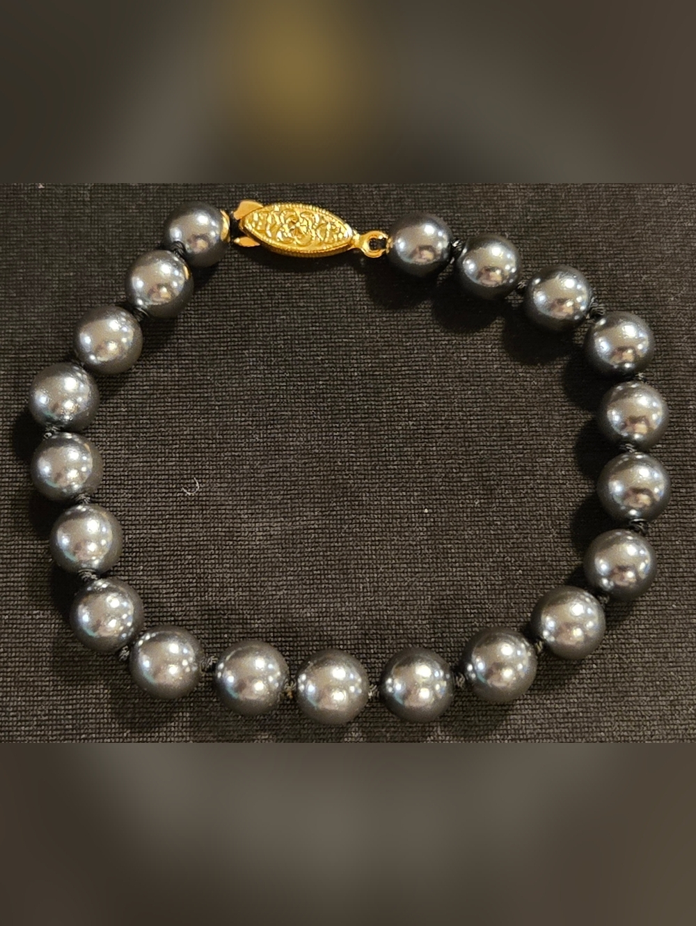 Classic Tahitian Pearl Bracelet with Gold Clasp